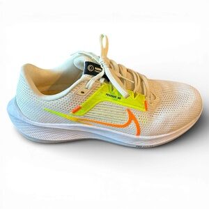 Nike Mens Air Zoom Pegasus 40 Running Shoes in Coconut Milk and Lime